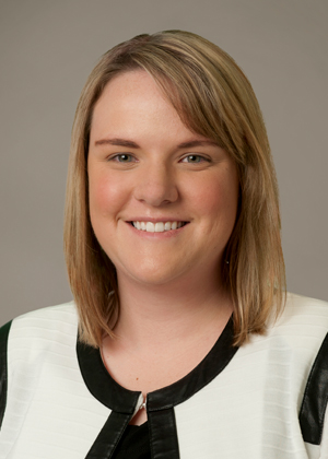 CourtneyHollander-300x420
