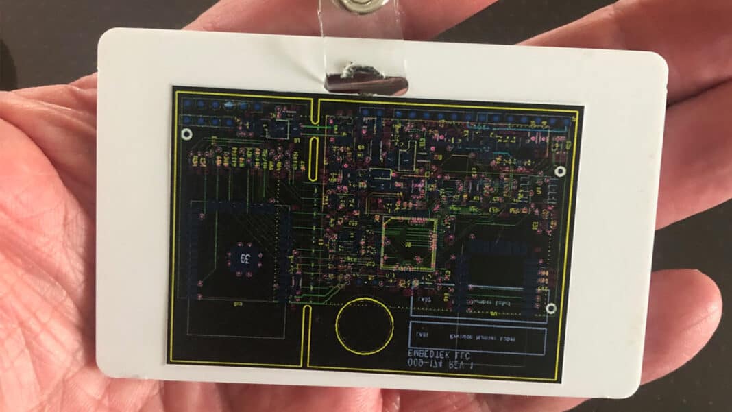 PariRange1 A PariRange prototype embedded in a typical ID badge that employees carry at work.