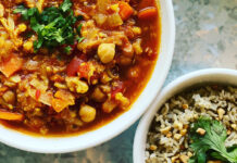 Bizlunch: Celesta Celesta’s monthly rotating Balance Bowl pairs grain and seasonal vegetables as a gluten-free option. Recently on the menu was chana masala, an Indian dish made with chickpeas, spices and tomatoes.