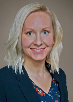 LindseyMinser-300x420