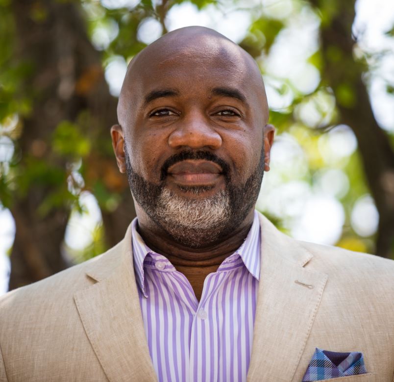 Notable Minority Executives: Willie Smith - Vimarsana News