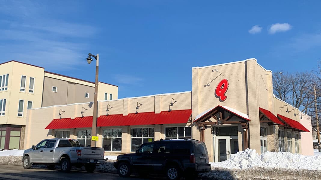 Q restaurant- North King Drive